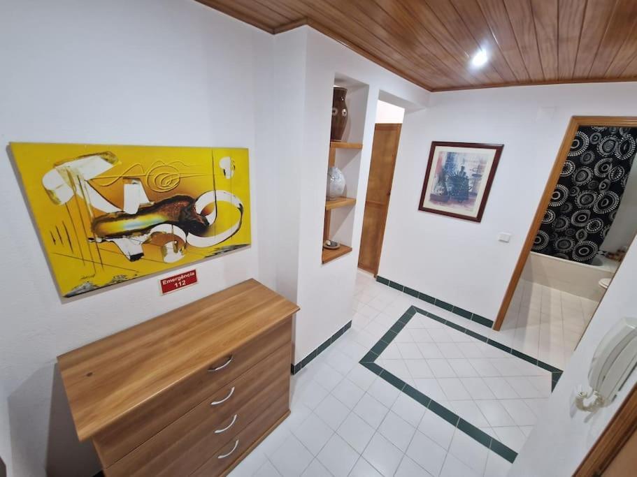 Charming Beachside Apartment- The Perfect Getaway! Albufeira Dış mekan fotoğraf